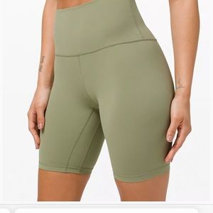 Lululemon align 6 inch rosemary green shorts